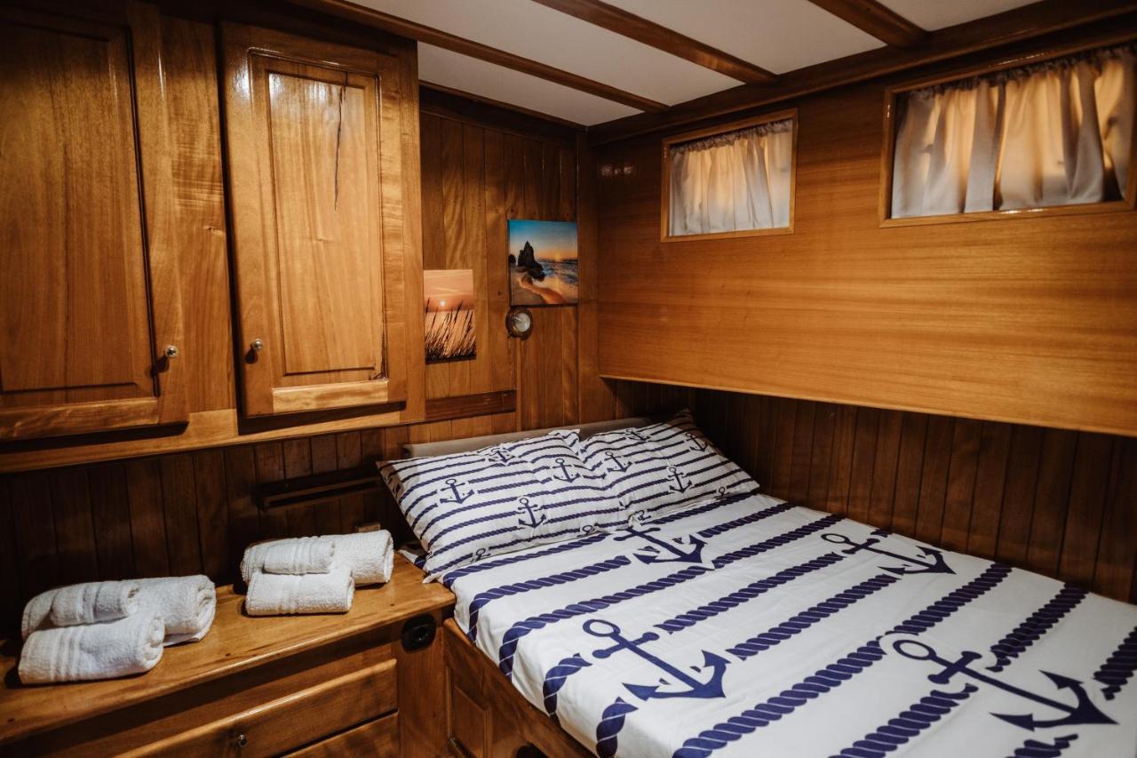 فندق Sicily Sea Charter Hande Capo Galera باليرمو المظهر الخارجي الصورة